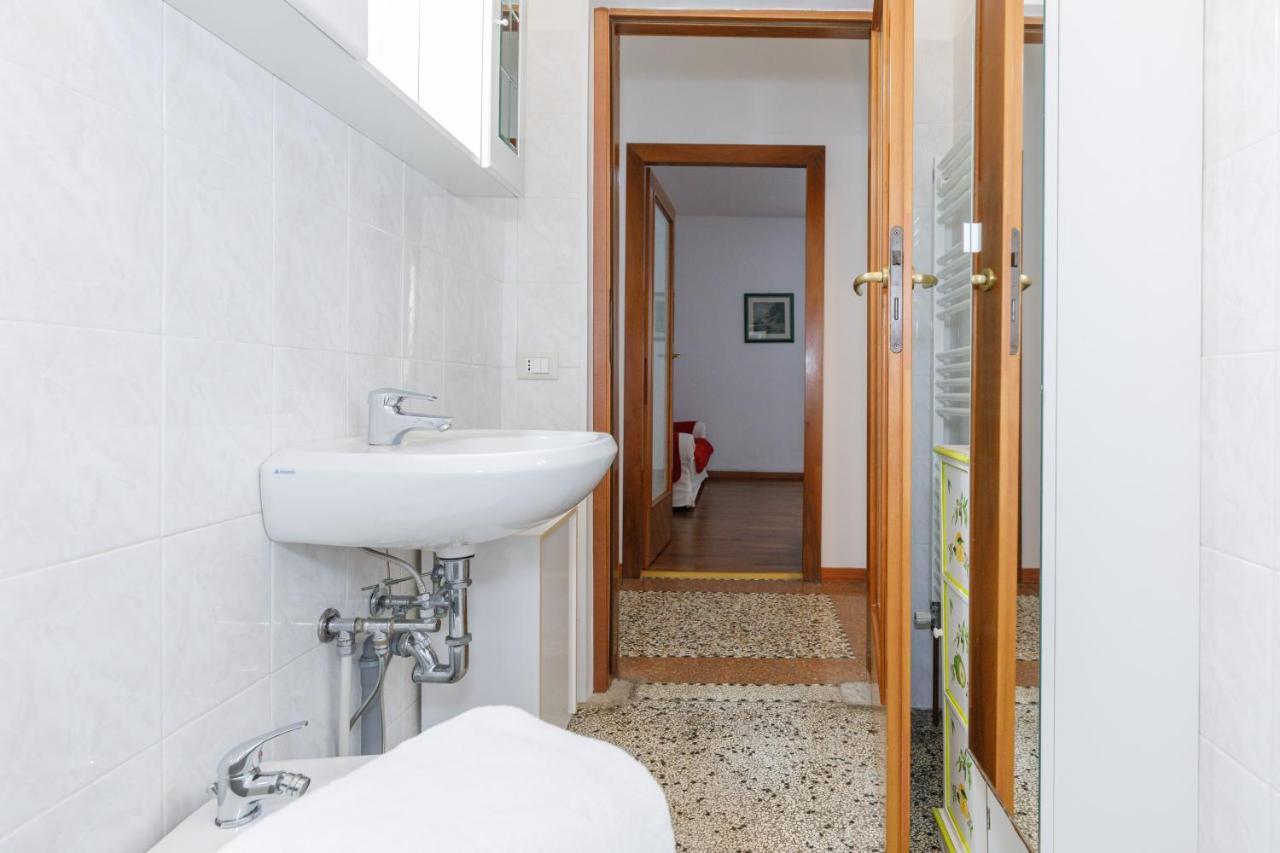 Gozzi House - Comoda Casa - Free Parking - Easy To Venice! Mestre Ngoại thất bức ảnh